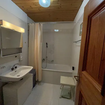 Casa Lalla Affittasi Nel Centro Di Appartamento Poschiavo